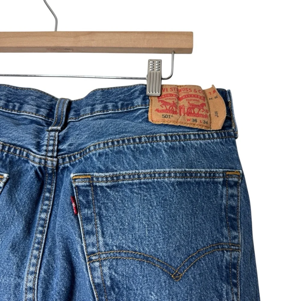 Levi's 501 Original Mid Rise Regular Fit Straight Leg Jeans Denim Pants Men's 36